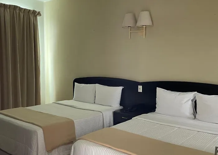 Hotel Plaza Del Arco Express
